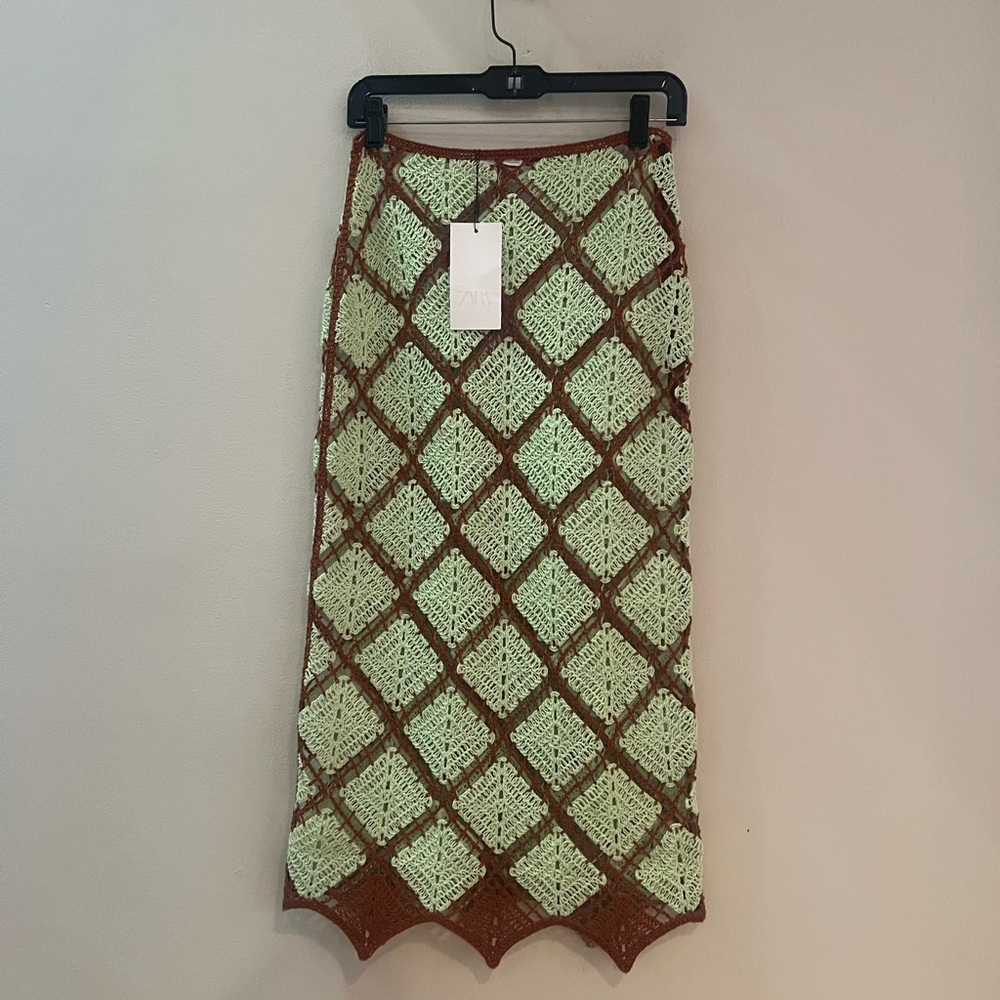 Elegant Green and Brown crocheted Checkered Skirt and top set - Picture 8 of 16